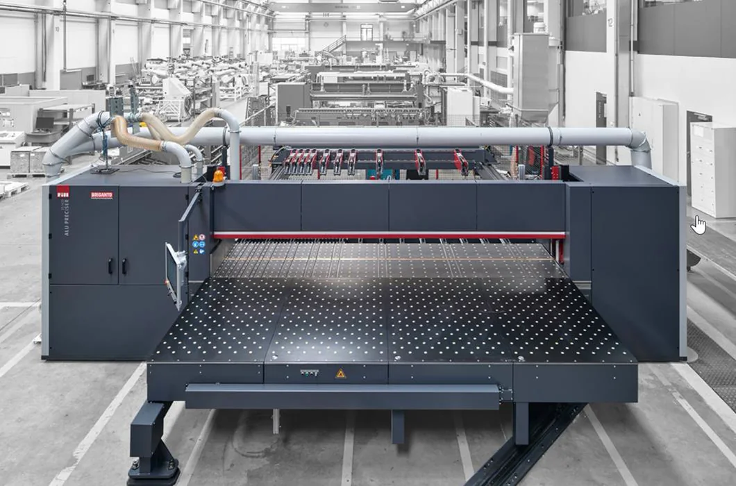 Scie à plaques aluminium Alu Preciser Briganto AP20 d'occasion